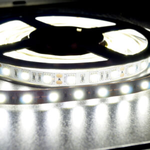 Tsong- 12V DC input 8mm width smd 2835 120 LEDs/meter single color CRI>80 Cold White 6000K LED Strip Light (5m) IP20 Non waterproof flexible strips